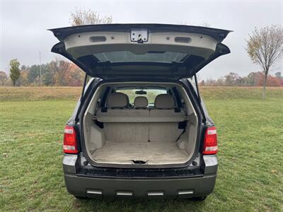 2012 Ford Escape XLT   - Photo 5 - Burlington, MA 01803
