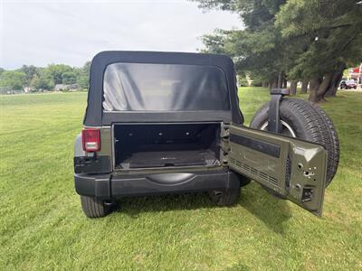 2015 Jeep Wrangler Unlimited Sport - Photo 6 - Burlington, MA 01803