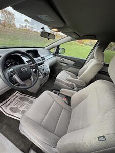 2014 Honda Odyssey LX   - Photo 10 - Burlington, MA 01803