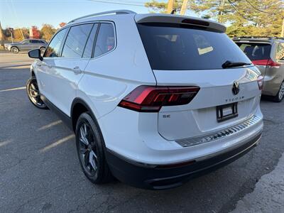 2022 Volkswagen Tiguan SE 4Motion   - Photo 4 - Burlington, MA 01803