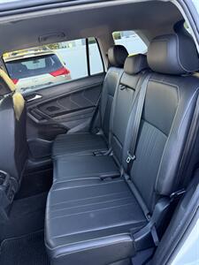 2022 Volkswagen Tiguan SE 4Motion   - Photo 8 - Burlington, MA 01803