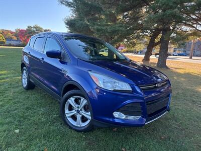 2015 Ford Escape SE   - Photo 3 - Burlington, MA 01803