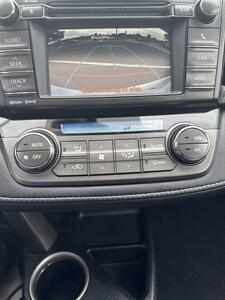 2013 Toyota RAV4 Limited   - Photo 9 - Burlington, MA 01803