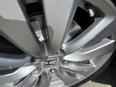 2011 Honda Accord EX-L V6 - Photo 15 - Burlington, MA 01803