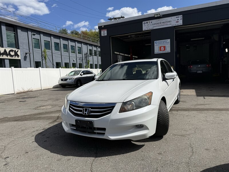 2011 Honda Accord EX-L V6   - Photo 1 - Burlington, MA 01803