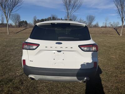 2021 Ford Escape SE   - Photo 5 - Burlington, MA 01803