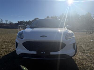 2021 Ford Escape SE   - Photo 2 - Burlington, MA 01803