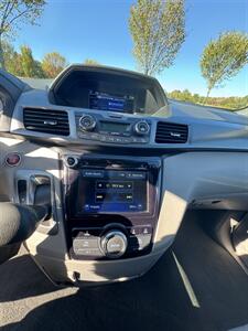2014 Honda Odyssey EX-L - Photo 15 - Burlington, MA 01803
