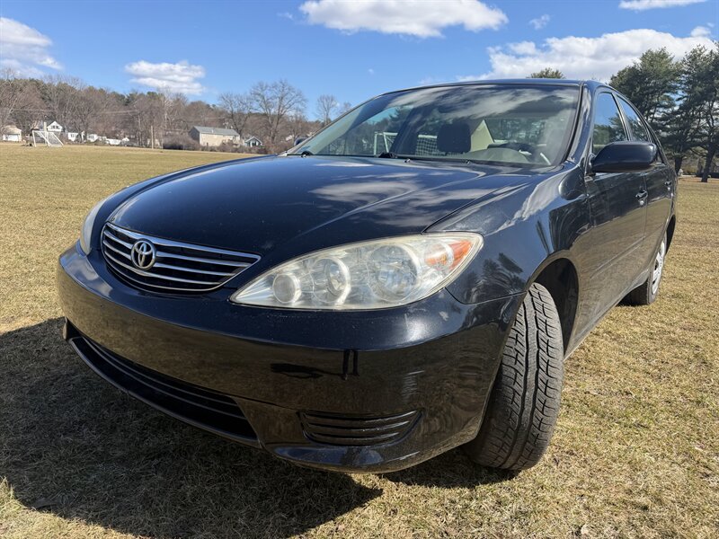 2005 Toyota Camry Standard  