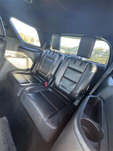 2019 Ford Explorer XLT   - Photo 12 - Burlington, MA 01803