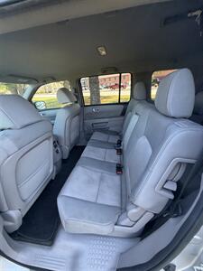 2013 Honda Pilot LX - Photo 8 - Burlington, MA 01803