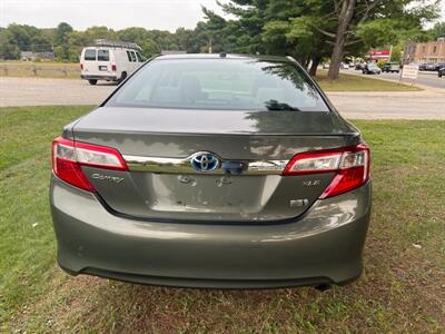 2013 Toyota Camry Hybrid LE   - Photo 6 - Burlington, MA 01803