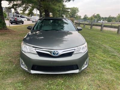 2013 Toyota Camry Hybrid LE   - Photo 2 - Burlington, MA 01803