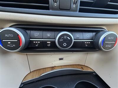 2017 Alfa Romeo Giulia Ti   - Photo 9 - Burlington, MA 01803