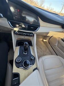 2017 Alfa Romeo Giulia Ti   - Photo 10 - Burlington, MA 01803