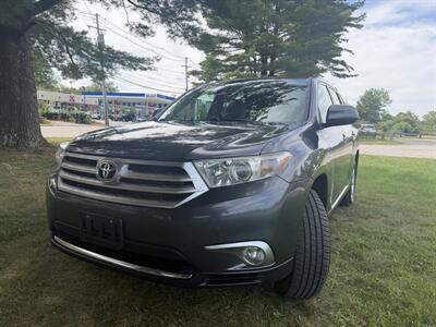 2012 Toyota Highlander   - Photo 1 - Burlington, MA 01803