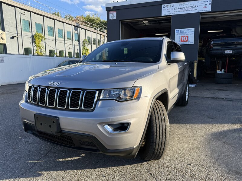 2020 Jeep Grand Cherokee Laredo E
