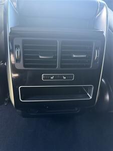 2015 Land Rover Range Rover Sport HSE - Photo 9 - Burlington, MA 01803