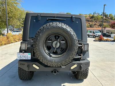 2015 Jeep Wrangler Unlimited Rubicon Hard Rock   - Photo 9 - La Crescenta, CA 91214