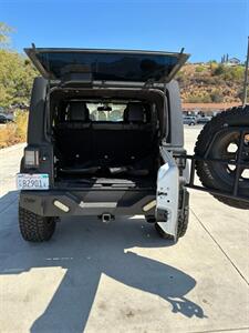 2015 Jeep Wrangler Unlimited Rubicon Hard Rock   - Photo 4 - La Crescenta, CA 91214