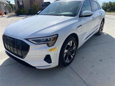 2022 Audi e-tron quattro Premium   - Photo 6 - La Crescenta, CA 91214