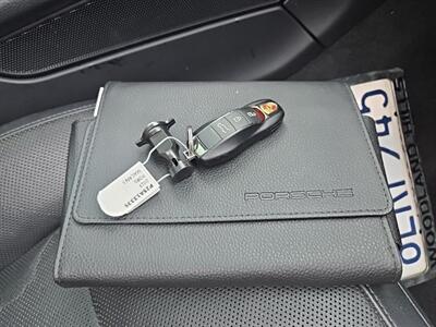 2019 Porsche Macan S   - Photo 10 - La Crescenta, CA 91214