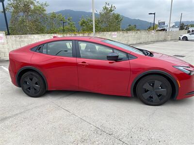 2024 Toyota Prius LE   - Photo 5 - La Crescenta, CA 91214