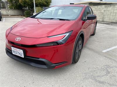 2024 Toyota Prius LE   - Photo 1 - La Crescenta, CA 91214