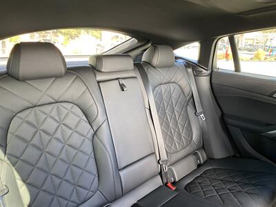 2023 BMW X6 xDrive40i   - Photo 18 - La Crescenta, CA 91214