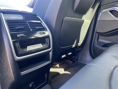 2023 BMW X6 xDrive40i   - Photo 35 - La Crescenta, CA 91214