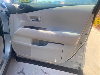 2010 Lexus RX 350   - Photo 19 - La Crescenta, CA 91214