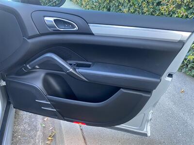 2013 Porsche Cayenne GTS - Photo 19 - La Crescenta, CA 91214