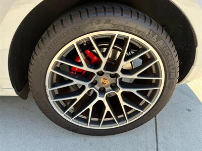 2021 Porsche Macan GTS   - Photo 23 - La Crescenta, CA 91214