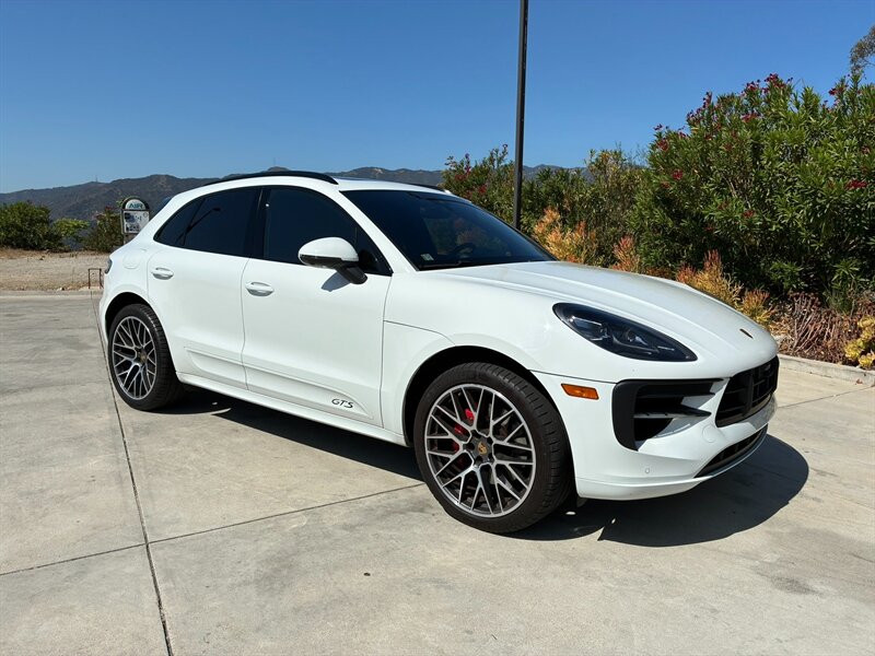 2021 Porsche Macan GTS   - Photo 1 - La Crescenta, CA 91214