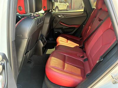 2021 Porsche Macan GTS   - Photo 17 - La Crescenta, CA 91214