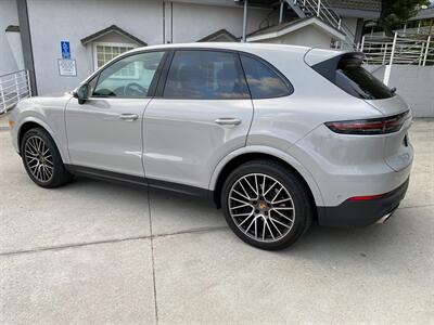 2022 Porsche Cayenne - Photo 15 - La Crescenta, CA 91214