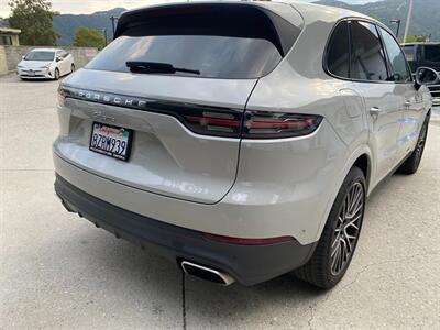 2022 Porsche Cayenne - Photo 11 - La Crescenta, CA 91214