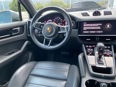 2022 Porsche Cayenne - Photo 18 - La Crescenta, CA 91214