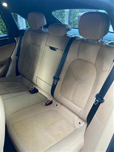 2017 Porsche Macan   - Photo 16 - La Crescenta, CA 91214