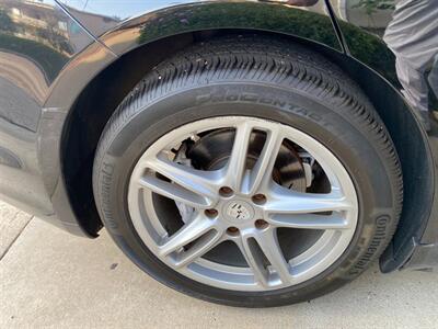 2011 Porsche Panamera 4   - Photo 16 - La Crescenta, CA 91214