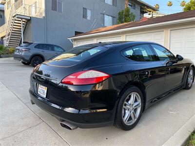 2011 Porsche Panamera 4   - Photo 7 - La Crescenta, CA 91214