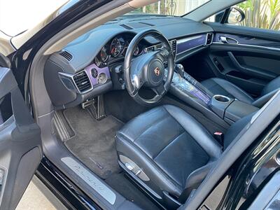 2011 Porsche Panamera 4   - Photo 12 - La Crescenta, CA 91214