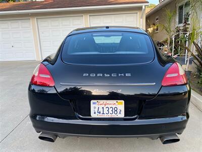 2011 Porsche Panamera 4   - Photo 8 - La Crescenta, CA 91214