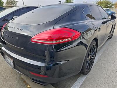 2015 Porsche Panamera 4   - Photo 5 - La Crescenta, CA 91214
