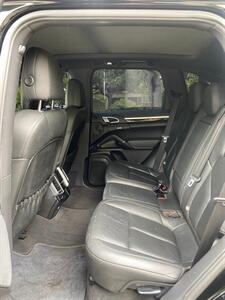 2012 Porsche Cayenne Tiptronic   - Photo 15 - La Crescenta, CA 91214