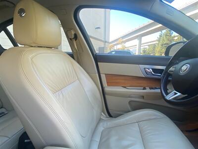 2010 Jaguar XF   - Photo 42 - La Crescenta, CA 91214