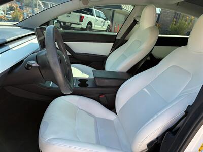2021 Tesla Model 3 Standard Range Plus - Photo 10 - La Crescenta, CA 91214