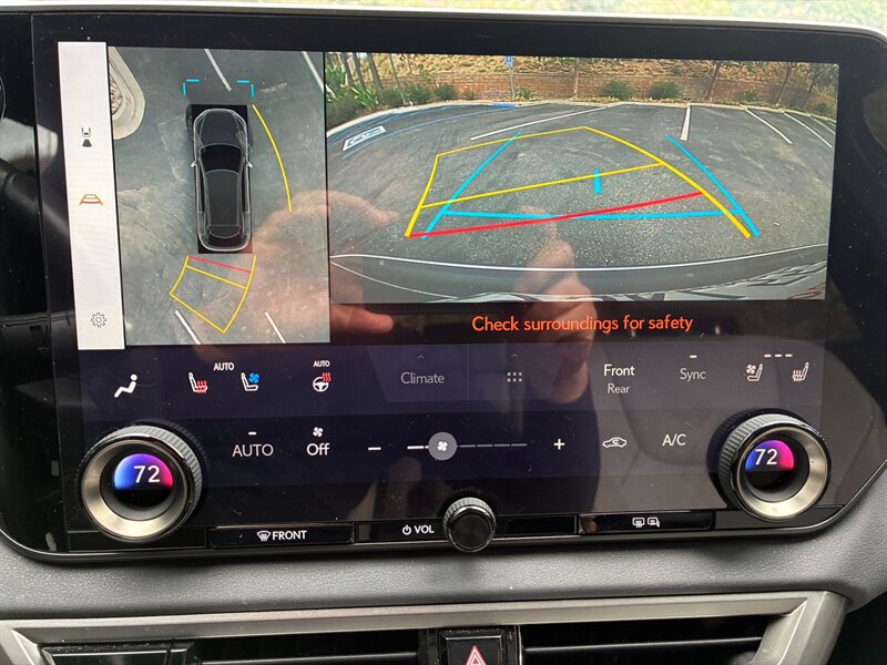 2023 Lexus RX 350 - Photo 18