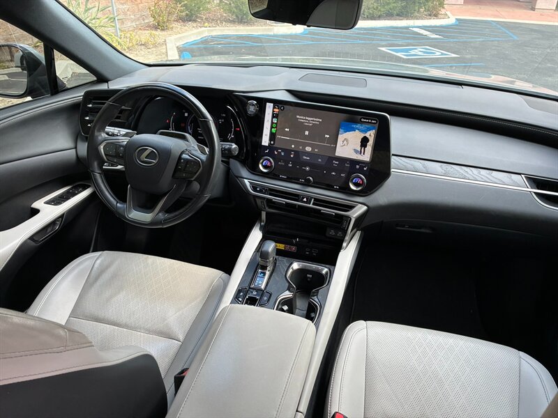 2023 Lexus RX 350 - Photo 8