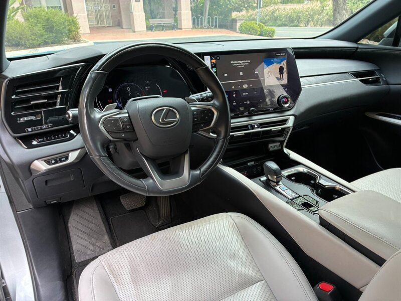 2023 Lexus RX 350 - Photo 15